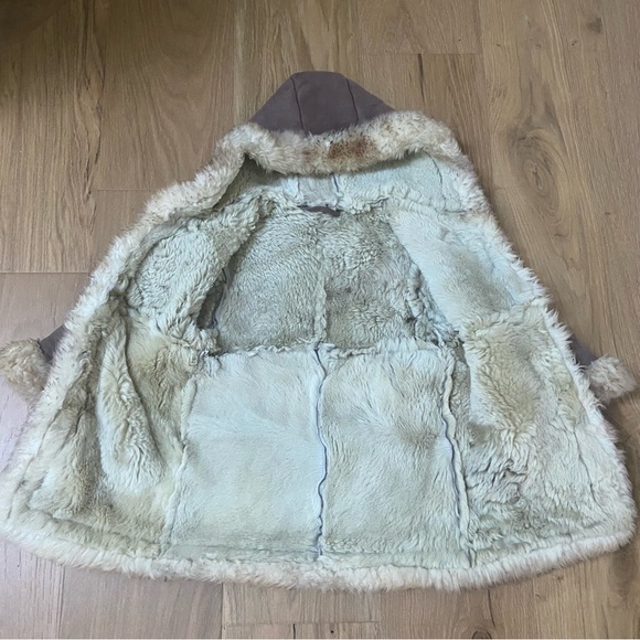 Girls Shearling Coat - Picture 8 of 11
